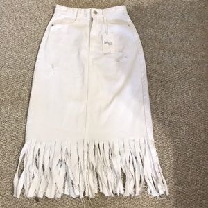 Zara  XS white denim midi frayed skirt TRF NWT